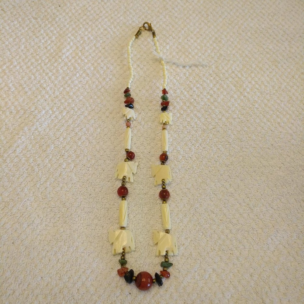 NEW CARVED ELEPHANTS NECKLACE AND EARRINGS SET
